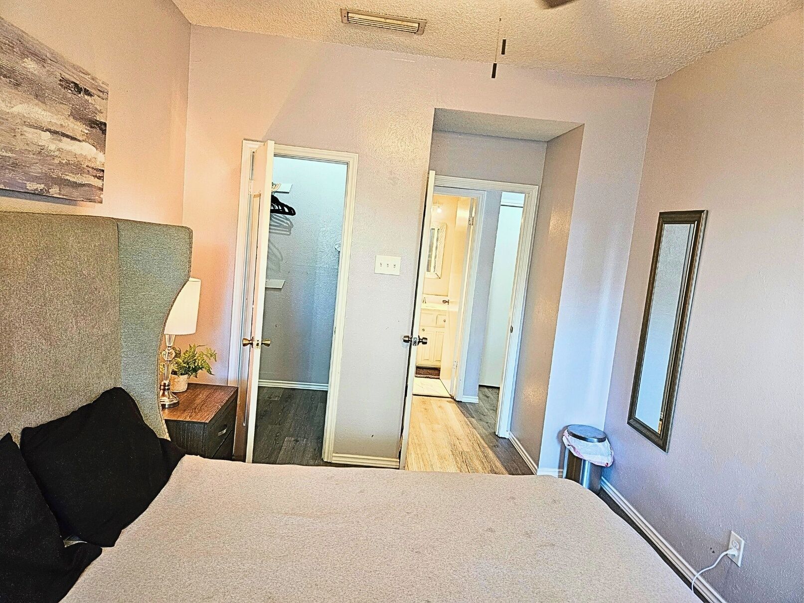 1 Schlafzimmer, Schreibtisch, Bügeleisen/Bügelbrett, kostenloses WLAN