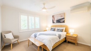 4 bedrooms, iron/ironing board, free WiFi - Tropicality -  Private family retreat with solar heated pool (Nelson Bay)