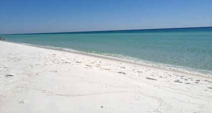 2 Full Gulf-front balconies, Easy Beach & Sound Access! - PBC254