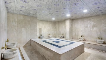 Espace de soins pour les couples, massages aux pierres chaudes