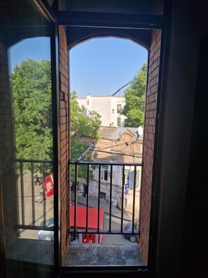 Standard Twin Room | View from room - NEW ROYAL (Tbilisi)