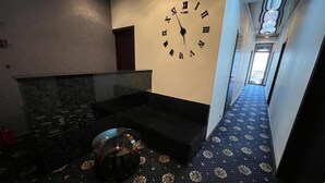 Reception - NEW ROYAL (Tbilisi)