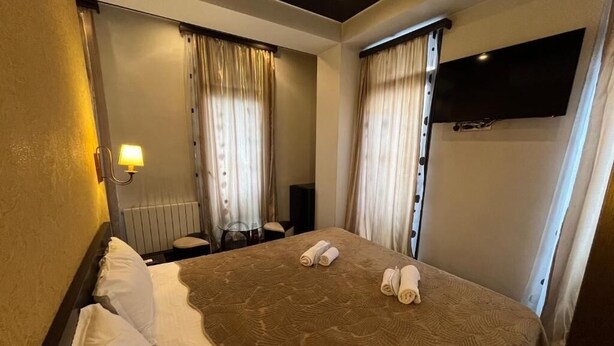 Luxury Double Room - NEW ROYAL (Tbilisi)