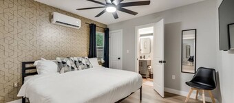 5BR/3BA walking distance to UNT with covered patio