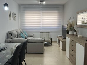 Living area - Holiday Apartment Near Sitges With Private Terrace (Vilanova i la Geltrú)