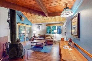 TV, DVD player, video library - Resort condo with in/outdoor pools, beach, fishing pond, dock, sauna, & tennis (Whitefish)