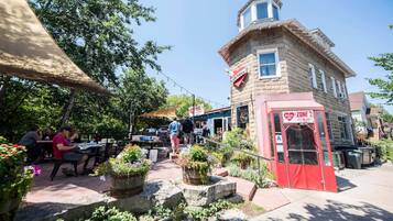 Restauration extérieure