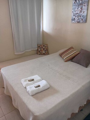 Wifi gratis y ropa de cama 