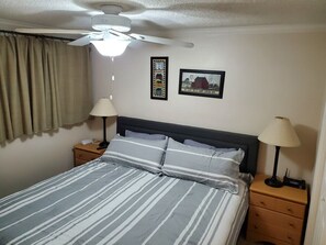 2 Schlafzimmer, Schreibtisch, kostenloses WLAN, Bettwäsche