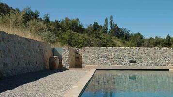 Alberca al aire libre