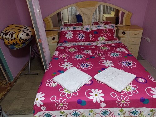 MI Casa Bonita con Baño Privado y Ducha Caliente. Cerca de la Plaza de Armas