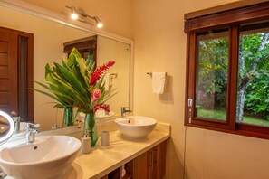 Ympäristöystävälliset hygieniatuotteet, hiustenkuivaaja, pyyhkeet