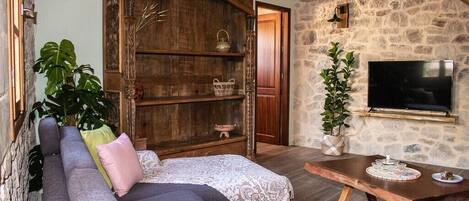 Télévision, cheminée