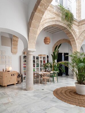 Property grounds - Art Suites by Casa de Indias (El Puerto de Santa María)
