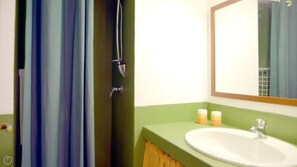 Bathroom - Dammuso Baron Garden (Scauri)