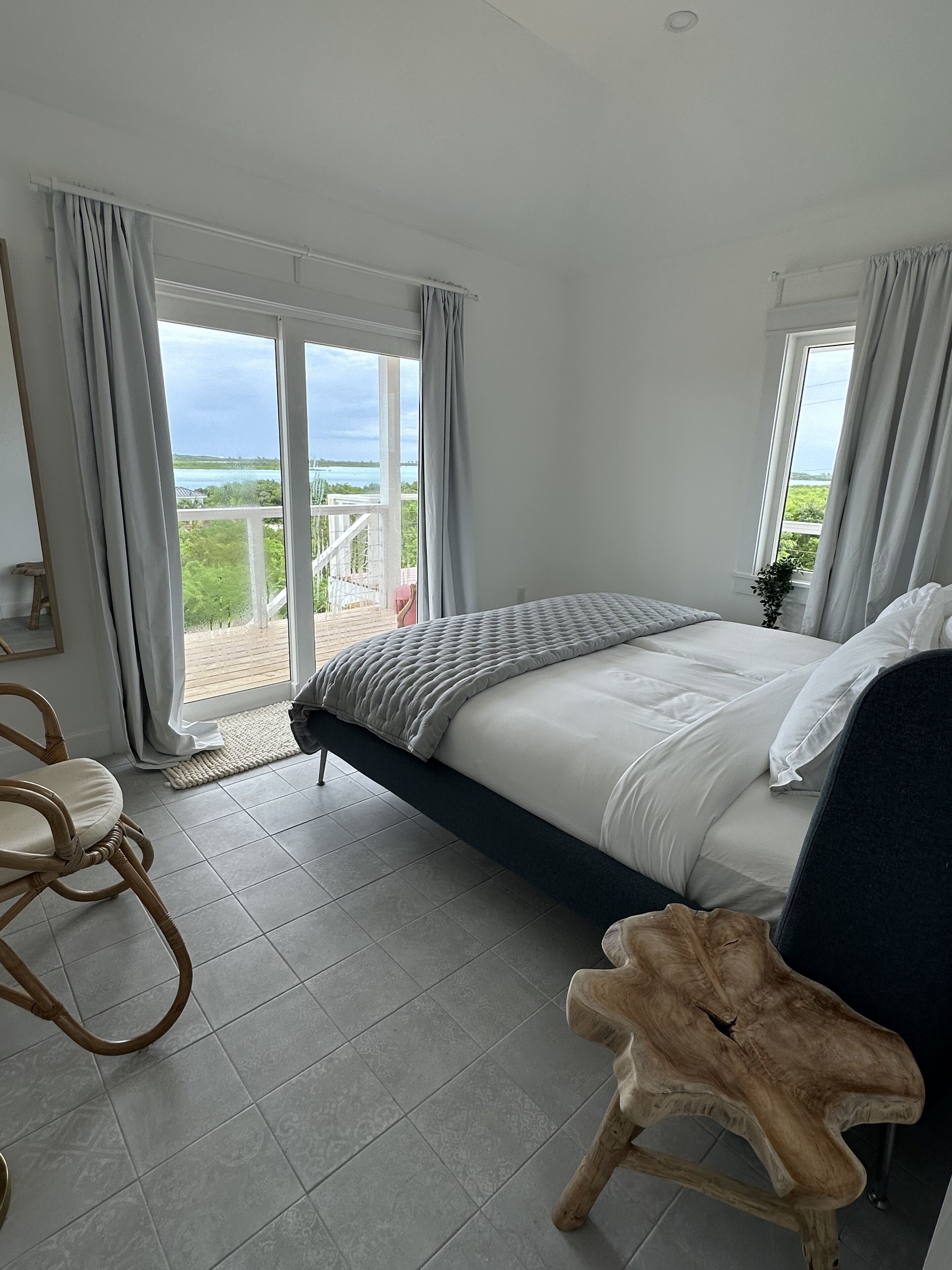 2 chambres, fer et planche à repasser, lit parapluie, Wi-Fi gratuit