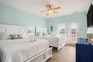 6 bedrooms, iron/ironing board, free WiFi, bed sheets - The Missing Peace: Private Pool, Steps to Surfside Beach (Surfside Beach)