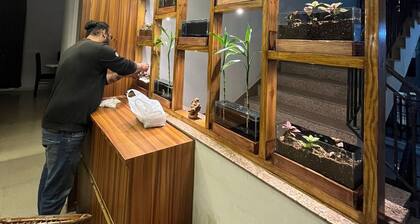 Ekana stadium, palassio mall, medanta, lulu mall, airport