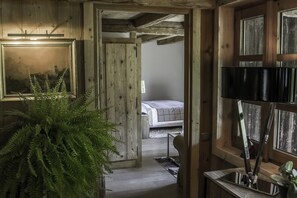 7 dormitoris, planxa i posts de planxar, wifi i roba de llit