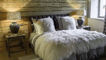 7 chambres, fer et planche Ă  repasser, Wi-Fi, draps fournis