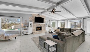 Smart TV, fireplace, video games, books