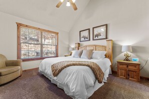 2 bedrooms, iron/ironing board, travel cot, free WiFi