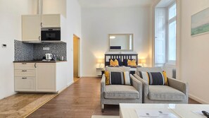 TV - IMCT - Pearl Apartment in the Center (Budapest)