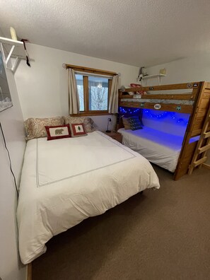 1 chambre, accès au Wi-Fi (inclus), literie fournie