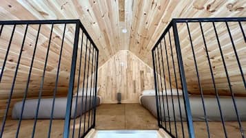 2 bedrooms, bed sheets