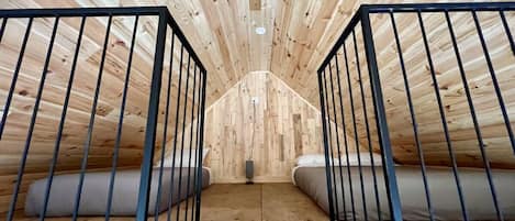 2 bedrooms, bed sheets