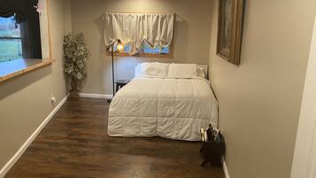 4 chambres, fer et planche Ă repasser, Wi-Fi, draps fournis