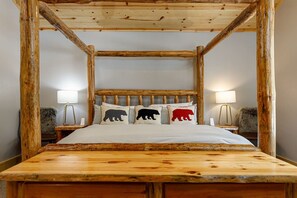 4 chambres, bureau, Wi-Fi, literie fournie