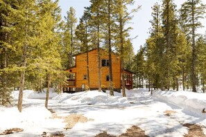 Exterior - Serenity Pines! Luxury Spa! (Duck Creek Village)