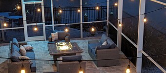 Water Front/ Free Heated Salt Water Pool/Game Room/Amenities Galore