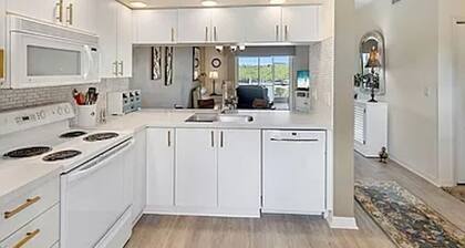 PORT OF THE ISLANDS, FLORIDA.
Rarely available first floor unit.