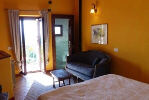 2 bedrooms, iron/ironing board, free WiFi, bed sheets - Casa Romantica in un Borgo Antico in Sabina (Cicignano)