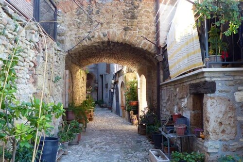 Casa Romantica in un Borgo Antico in Sabina