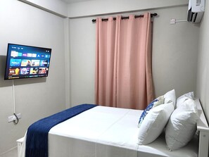1 Schlafzimmer, Bügeleisen/Bügelbrett, WLAN, Bettwäsche
