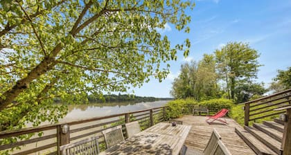 Petite maison "Bel En Rouge" avec terrasse partagée, jardin partagé et Wi-Fi