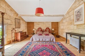 1 makuuhuone, ilmainen Wi-Fi, vuodevaatteet