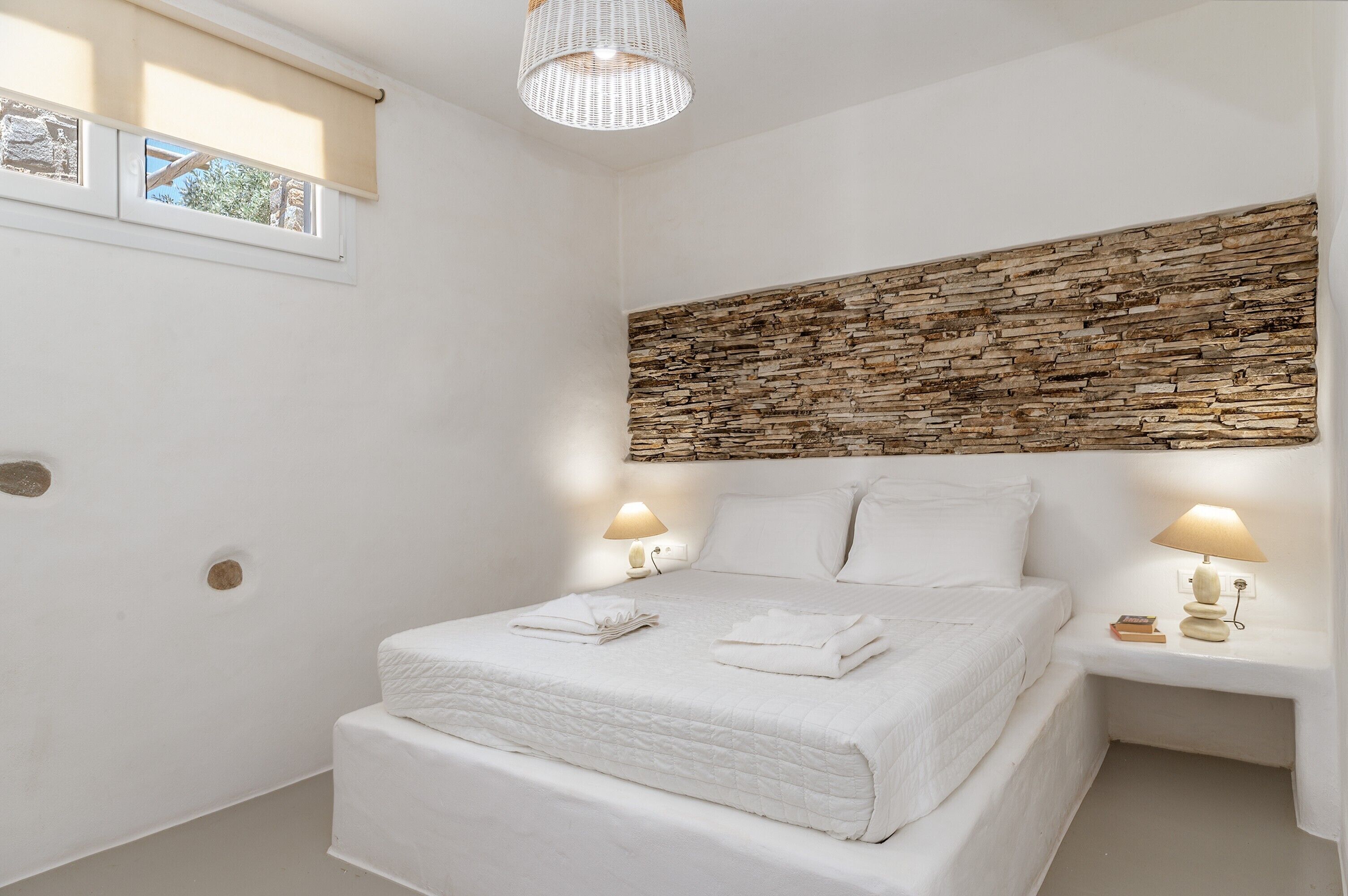 2 slaapkamers, een strijkplank/strijkijzer, gratis wifi, beddengoed