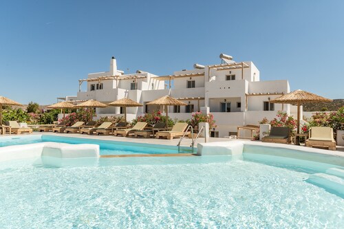 Apartment In A Hotel 'Irida Earthly 2bedroom Apartment' with Sea View, Wi-Fi and Air Conditioning