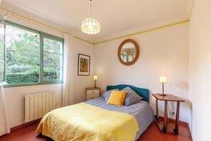 2 habitaciones, wifi gratis y ropa de cama