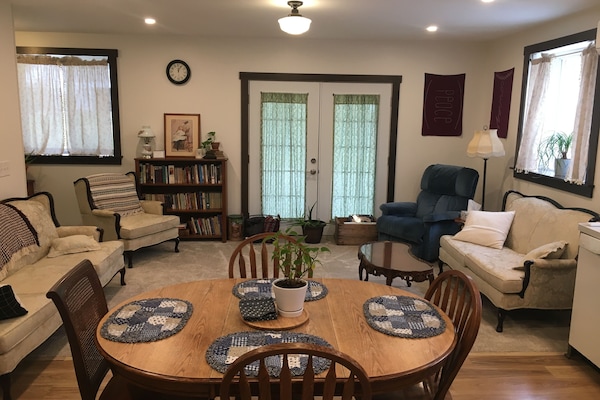 Living/Dining Room