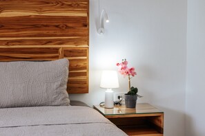1 chambre, bureau, Wi-Fi, draps fournis