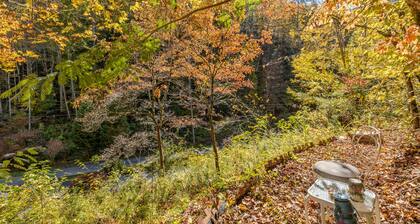 Cozy Home✨ the best ofGatlinburg and National Park. WALK to the River