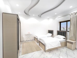 Luxury Apartment | 3 bedrooms, iron/ironing board, free WiFi - Lux Fam 3 Beds apt near Al-Masjid Nabawi (Madinah)