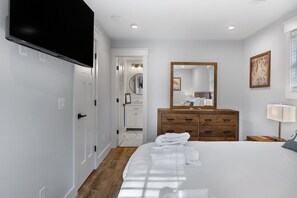 3 chambres, bureau, Wi-Fi gratuit, draps fournis