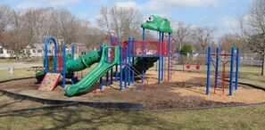 Children’s area - Downtown Home Away from Home 3BR/3BA (Rochester)