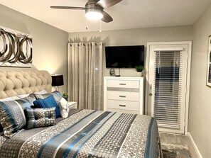 1 bedroom, in-room safe, desk, iron/ironing board